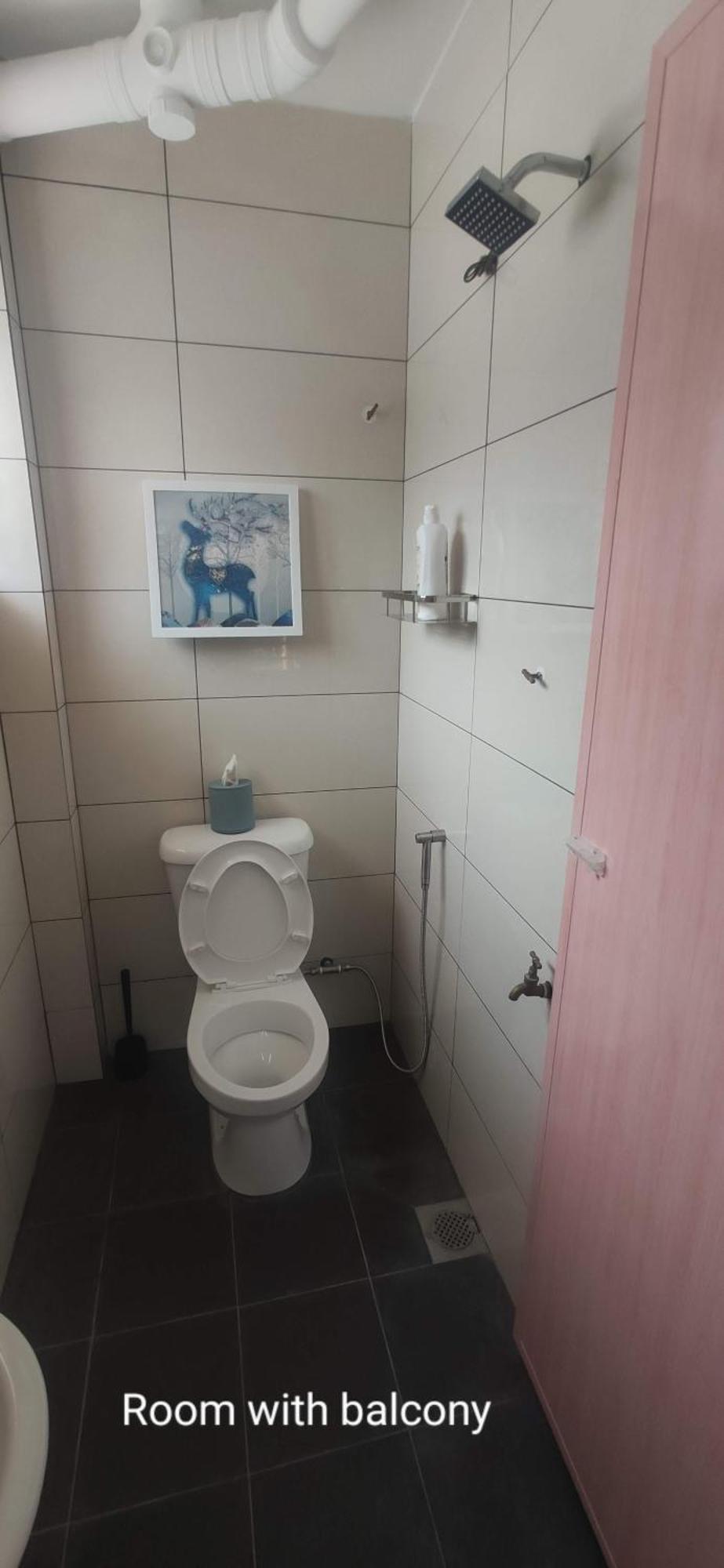 With Private Bathroom Homestay *