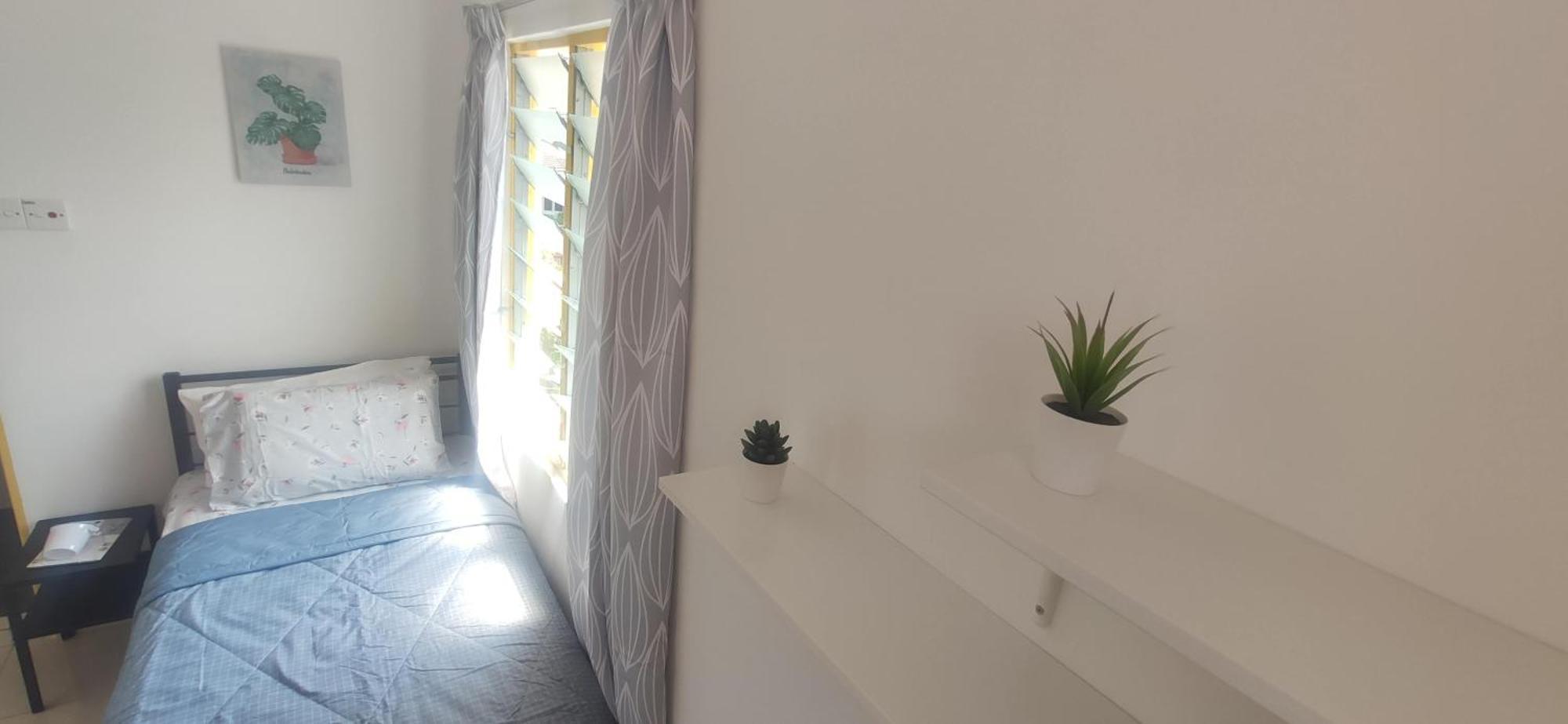 Homestay With Private Bathroom